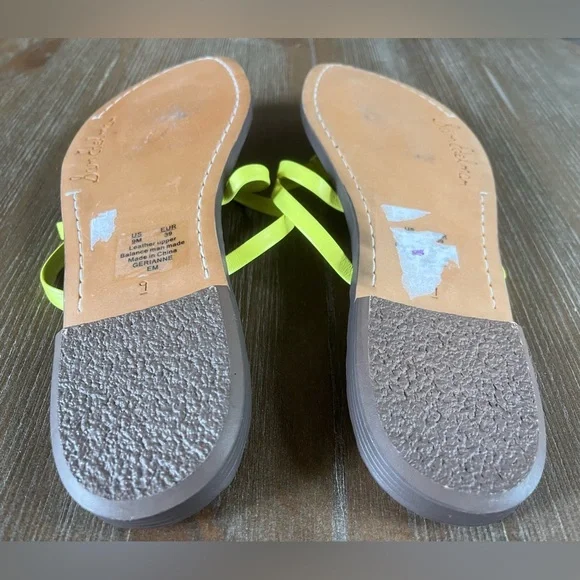 Sam Edelman Flip Flops Lime Green - Picture 8 of 10